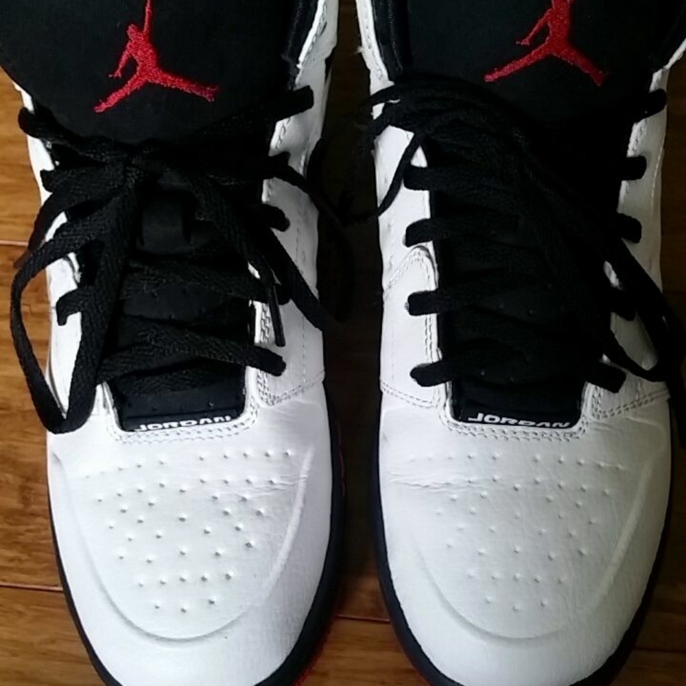Nike Air Jordan Ones Mid